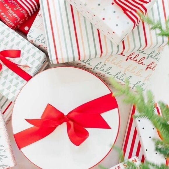 Sugar Paper Round Striped with Bow 10.25” Round Gift Storage Box - Picture 6 of 8